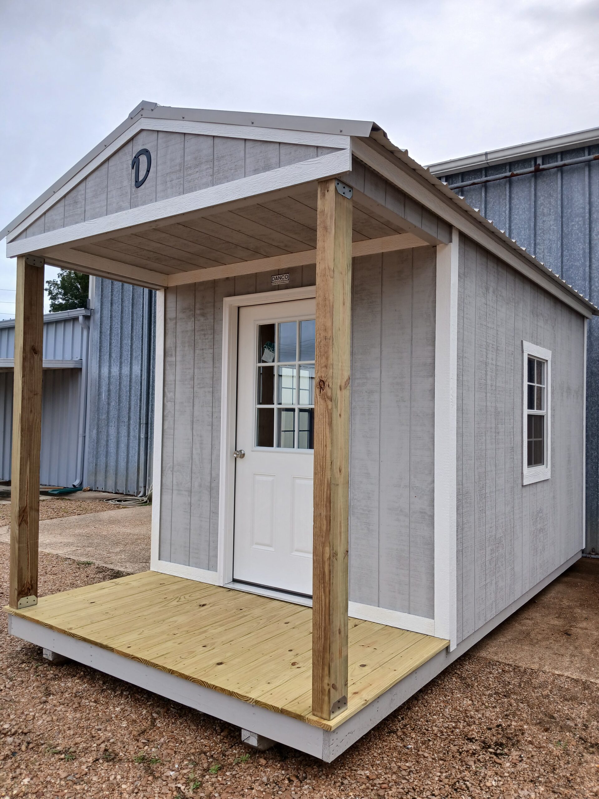 Cabin 8x16