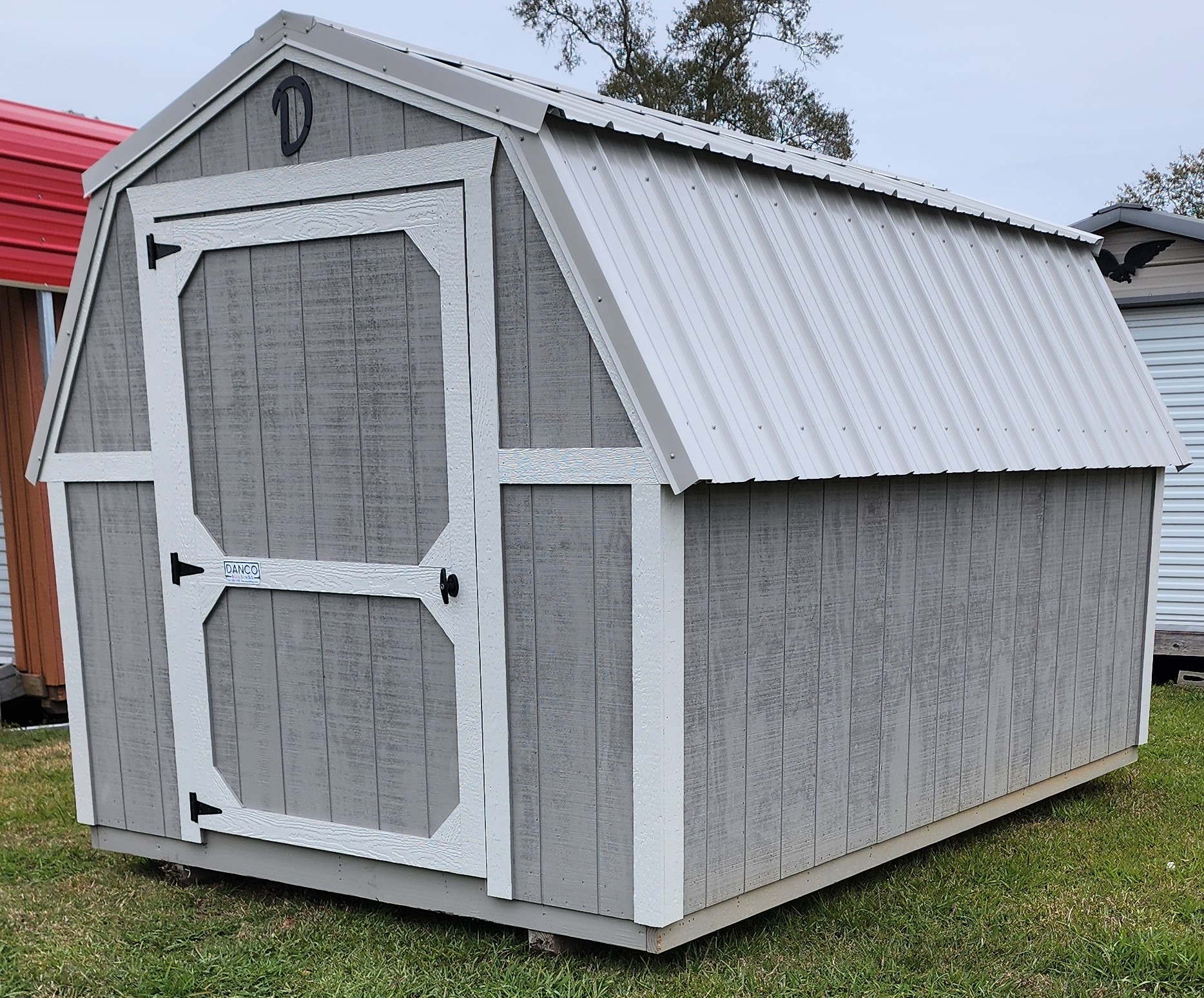 Short Wall Barn 8x12