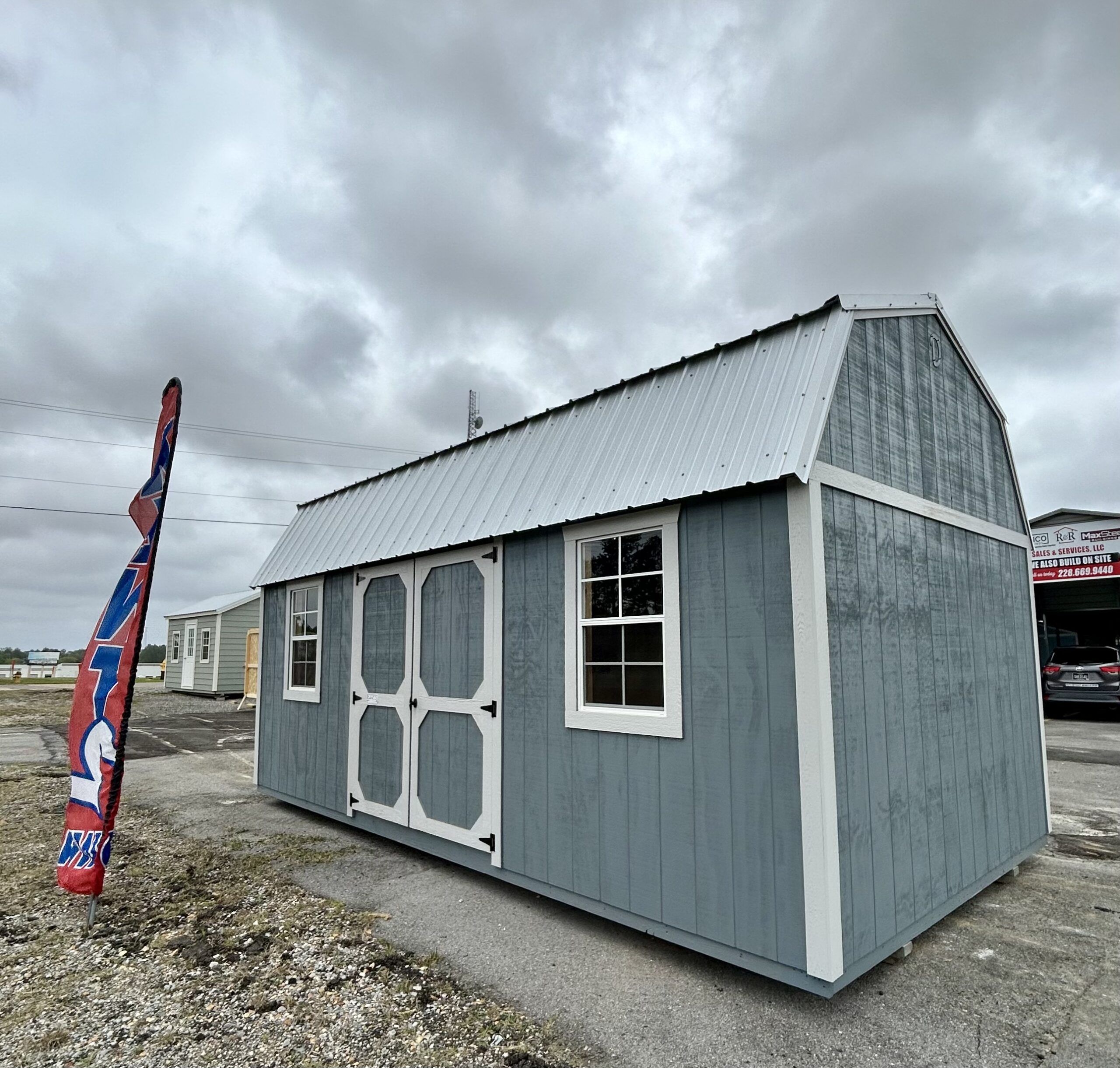 Side Lofted Barn 10x20/260166
