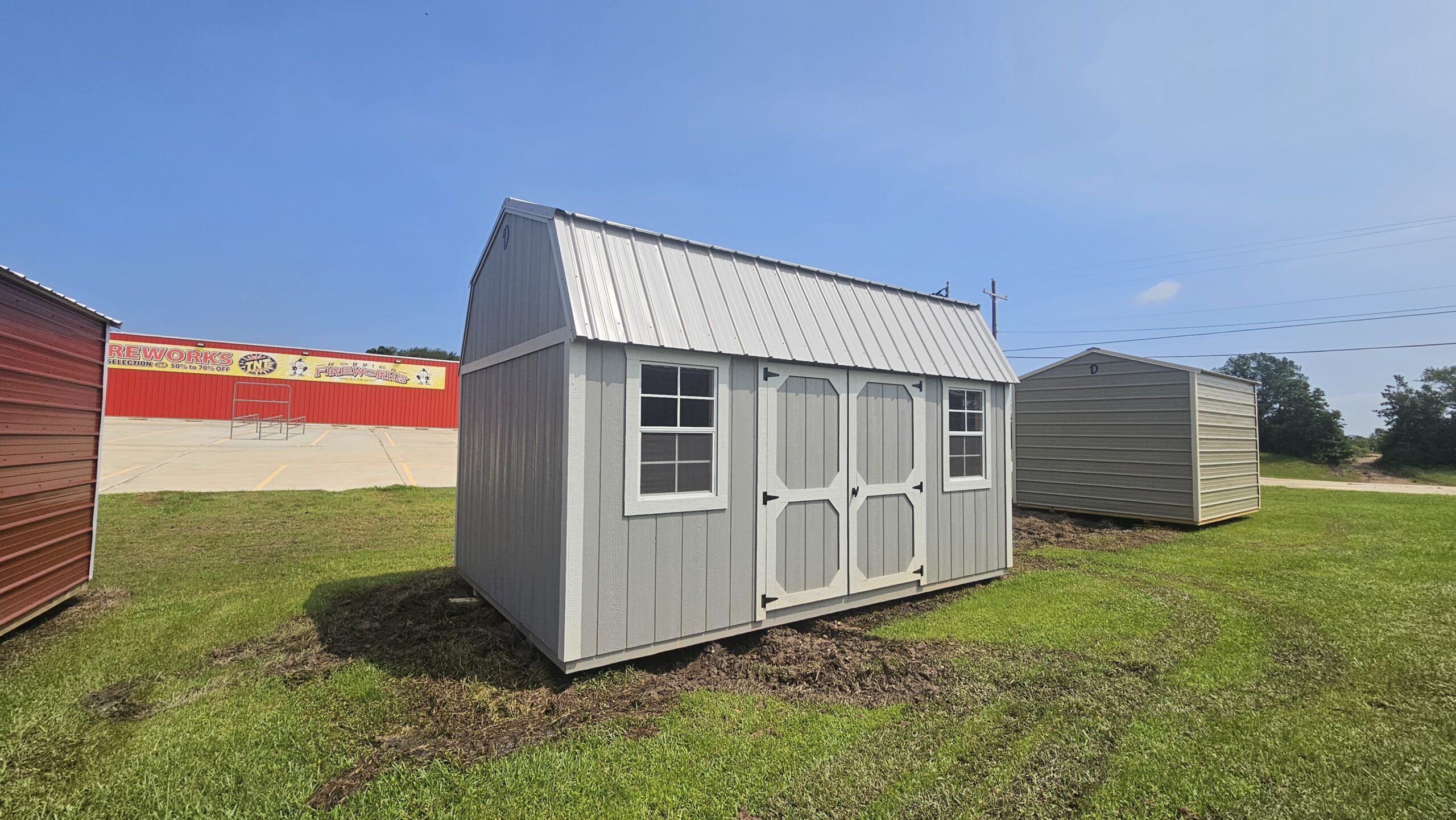 Side Lofted Barn 10x16